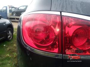 Gebruikte Achterlicht links Buick Enclave 3.6 V6 24V Prijs op aanvraag aangeboden door Rooie Ben autodemontage