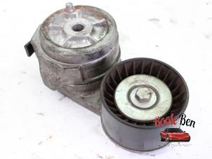 Gebruikte Spanrol Multiriem Dodge Ram 2500 (DR/DH/D1/DC/DM) 5.9 TDi V6 4x4 Prijs € 15,00 Margeregeling aangeboden door Rooie Ben autodemontage