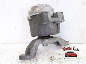 Gebruikte Motorsteun Ford Mondeo IV Wagon 2.0 16V Prijs € 25,00 Margeregeling aangeboden door Rooie Ben autodemontage