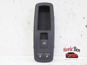 Gebruikte Elektrisch Raam Schakelaar Dodge Nitro 2.8 CRD 16V 4x4 Prijs op aanvraag aangeboden door Rooie Ben autodemontage