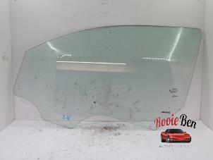 Gebruikte Deurruit 4Deurs links-voor Dodge Caliber 2.0 16V Prijs € 50,00 Margeregeling aangeboden door Rooie Ben autodemontage