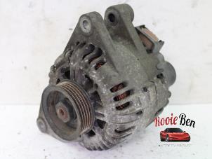 Gebruikte Dynamo Kia Sorento I (JC) 3.5 V6 24V Prijs € 25,00 Margeregeling aangeboden door Rooie Ben autodemontage