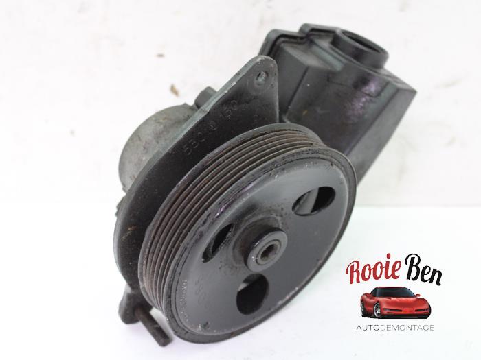 Gebruikte Pomp Servo Jeep Grand Cherokee (WG/WJ) 4.0i Prijs € 75,00 Margeregeling aangeboden door Rooie Ben autodemontage