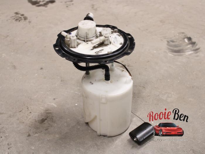 Gebruikte Tank element Pomp Kia Rio III (UB) 1.1 CRDi VGT 12V Prijs € 50,00 Margeregeling aangeboden door Rooie Ben autodemontage