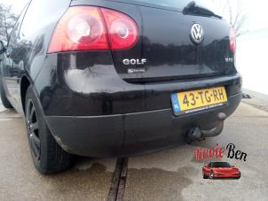 Gebruikte Achterbumper Volkswagen Golf V (1K1) 1.6 FSI 16V Prijs op aanvraag aangeboden door Rooie Ben autodemontage