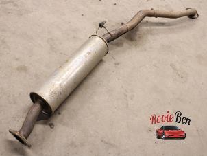 Gebruikte Uitlaat Middendemper Ssang Yong Tivoli 1.6 e-XGi 16V 4WD Prijs € 50,00 Margeregeling aangeboden door Rooie Ben autodemontage