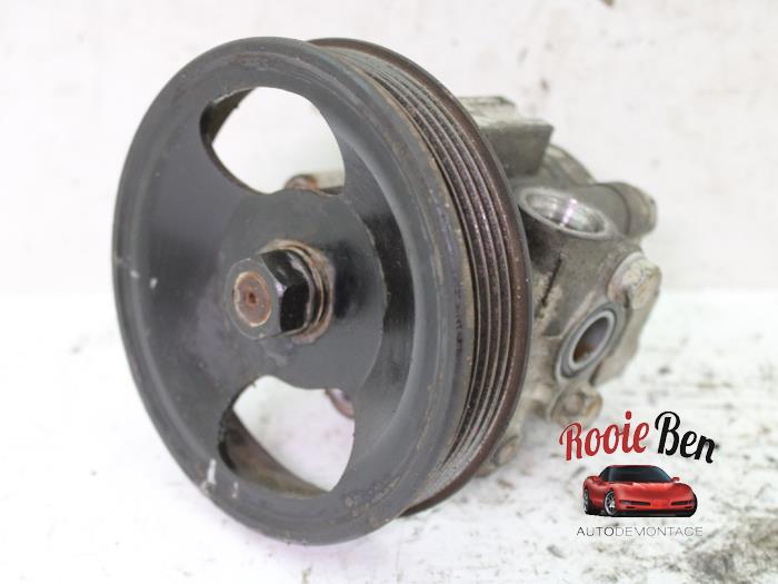 Gebruikte Pomp Servo Kia Carnival/Grand Carnival 3 2.9 CRDi 16V VGT Prijs € 30,00 Margeregeling aangeboden door Rooie Ben autodemontage
