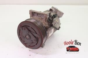 Gebruikte Aircopomp Renault Clio IV Estate/Grandtour (7R) 0.9 Energy TCE 90 12V Prijs € 75,00 Margeregeling aangeboden door Rooie Ben autodemontage