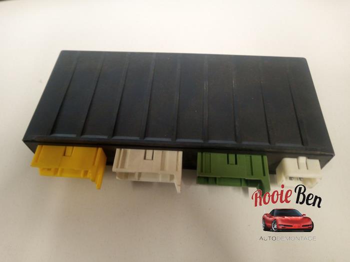 Gebruikte Bodycontrol Module BMW 5 serie (E34) 520i 24V Prijs € 50,00 Margeregeling aangeboden door Rooie Ben autodemontage