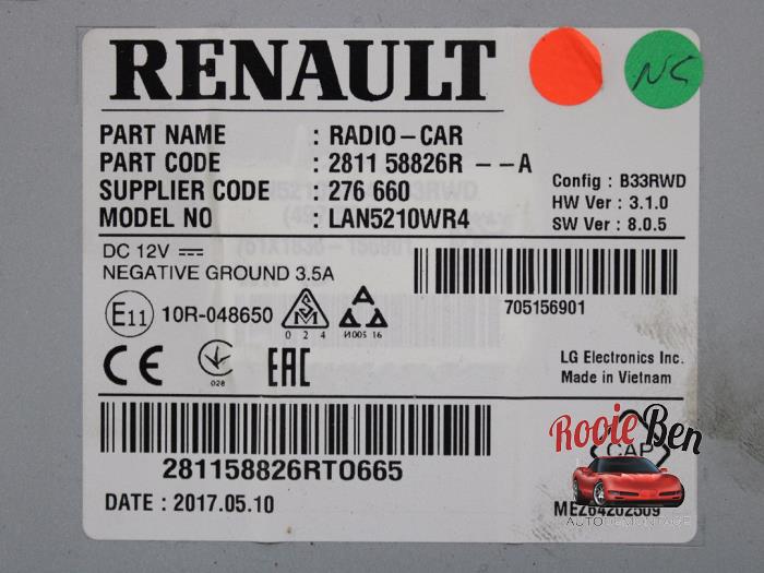 Display Multi Media regelunit van een Renault Clio IV Estate/Grandtour (7R) 0.9 Energy TCE 90 12V 2017
