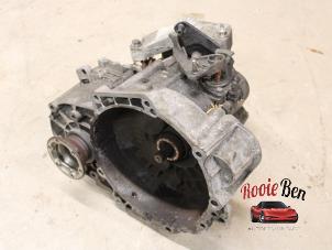 Gebruikte Versnellingsbak Volkswagen Golf V Variant (1K5) 2.0 TDI 16V Prijs € 250,00 Margeregeling aangeboden door Rooie Ben autodemontage