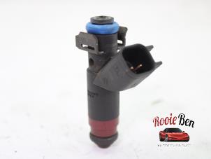 Gebruikte Injector (benzine injectie) Dodge Ram 3500 Standard Cab (DR/DH/D1/DC/DM) 5.7 V8 Hemi 1500 4x2 Prijs € 40,00 Margeregeling aangeboden door Rooie Ben autodemontage