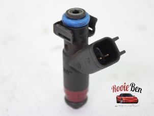 Gebruikte Injector (benzine injectie) Dodge Ram 3500 Standard Cab (DR/DH/D1/DC/DM) 5.7 V8 Hemi 1500 4x2 Prijs € 40,00 Margeregeling aangeboden door Rooie Ben autodemontage