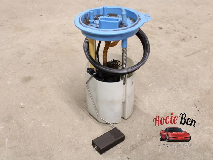 Gebruikte Tank element Pomp Volkswagen Eos (1F7/F8) 2.0 FSI 16V Prijs € 50,00 Margeregeling aangeboden door Rooie Ben autodemontage