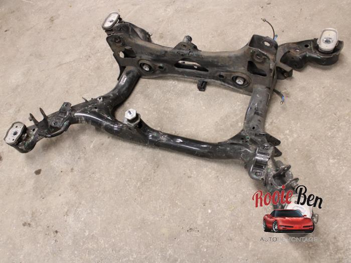 Gebruikte Subframe Porsche Cayenne III (9YA) 2.9 Biturbo V6 24V S Prijs op aanvraag aangeboden door Rooie Ben autodemontage