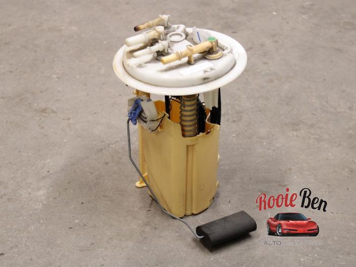 Gebruikte Tank element Pomp Peugeot 807 2.0 HDi 16V 136 FAP Prijs € 50,00 Margeregeling aangeboden door Rooie Ben autodemontage