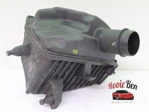 Gebruikte Luchtfilterhuis Nissan Qashqai (J10) 1.6 16V Prijs € 100,00 Margeregeling aangeboden door Rooie Ben autodemontage