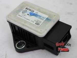 Gebruikte Gier sensor Nissan Qashqai (J10) 1.6 16V Prijs op aanvraag aangeboden door Rooie Ben autodemontage