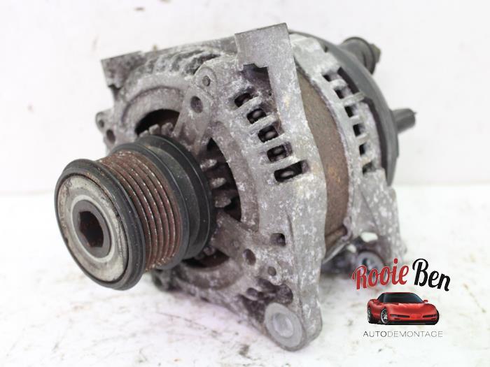 Gebruikte Dynamo Chrysler Voyager/Grand Voyager (RG/RS) 2.8 CRD 16V Autom. (Dodge Ram Van) Prijs € 25,00 Margeregeling aangeboden door Rooie Ben autodemontage
