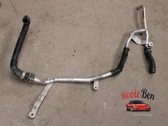 Gebruikte Waterslang aansluiting Porsche Cayenne III (9YA) 2.9 Biturbo V6 24V S Prijs op aanvraag aangeboden door Rooie Ben autodemontage