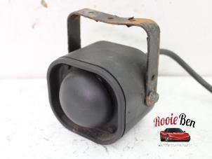 Gebruikte Alarm sirene Jeep Grand Cherokee (WG/WJ) 4.0i Prijs op aanvraag aangeboden door Rooie Ben autodemontage