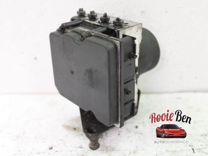 Gebruikte ABS Pomp Mercedes Vito (639.6) 2.2 111 CDI 16V Prijs € 100,00 Margeregeling aangeboden door Rooie Ben autodemontage