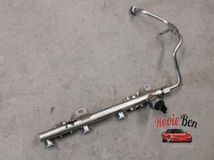 Gebruikte Injector brug Renault Captur (2R) 1.2 TCE 16V EDC Prijs op aanvraag aangeboden door Rooie Ben autodemontage