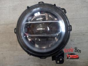 Gebruikte Rechter Koplamp Jeep Wrangler Unlimited (JL) 2.0 XE4 380 16V Prijs € 50,00 Margeregeling aangeboden door Rooie Ben autodemontage