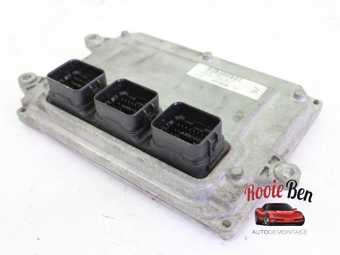 Computer Motormanagement van een Honda Insight (ZE2) 1.3 16V VTEC 2009