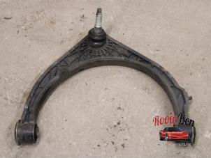 Gebruikte Draagarm rechts-voor Dodge 1500 Crew Cab (DS) 5.7 Hemi V8 4x4 Prijs op aanvraag aangeboden door Rooie Ben autodemontage