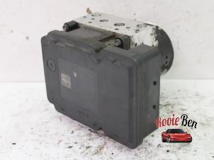 Gebruikte ABS Pomp Dodge Journey 2.4 16V Prijs € 200,00 Margeregeling aangeboden door Rooie Ben autodemontage