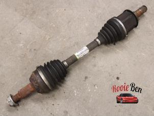 Gebruikte Aandrijfas links-voor Cadillac SRX 4.6 V8 32V AWD Prijs € 75,00 Margeregeling aangeboden door Rooie Ben autodemontage