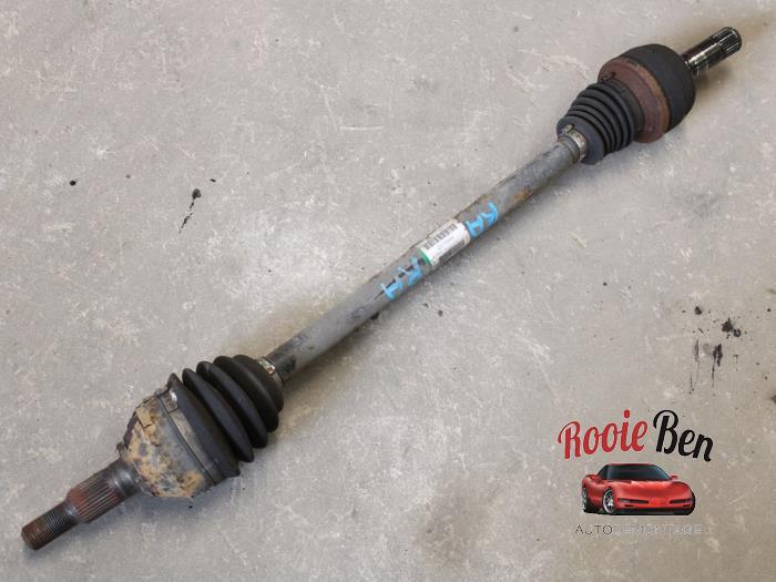 Gebruikte Aandrijfas rechts-achter Cadillac SRX 4.6 V8 32V AWD Prijs € 40,00 Margeregeling aangeboden door Rooie Ben autodemontage