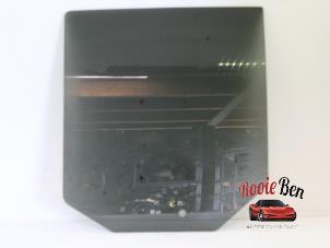 Gebruikte Deurruit 4Deurs links-achter Jeep Compass (PK) 2.2 CRD 16V 4x4 Prijs € 50,00 Margeregeling aangeboden door Rooie Ben autodemontage