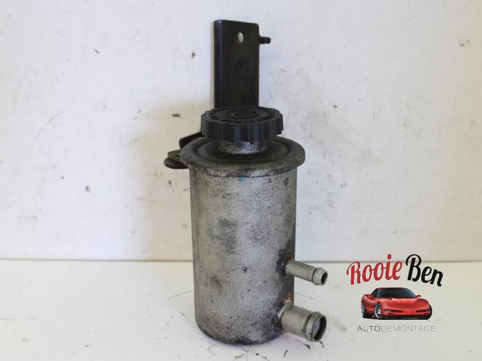 Gebruikte Servo Oliereservoir Jeep Compass (PK) 2.2 CRD 16V 4x4 Prijs € 15,00 Margeregeling aangeboden door Rooie Ben autodemontage