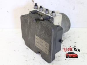 Gebruikte ABS Pomp Volkswagen Polo VI (AW1) 1.0 TSI 12V Prijs € 250,00 Margeregeling aangeboden door Rooie Ben autodemontage