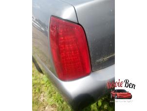 Gebruikte Achterlicht links Cadillac De Ville (K-body) 4.6 V8 32V DHS Prijs € 100,00 Margeregeling aangeboden door Rooie Ben autodemontage