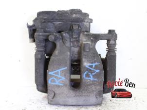 Gebruikte Remklauw (Tang) rechts-achter Mercedes GL (X166) 4.7 GL 450 V8 32V 4-Matic Prijs op aanvraag aangeboden door Rooie Ben autodemontage