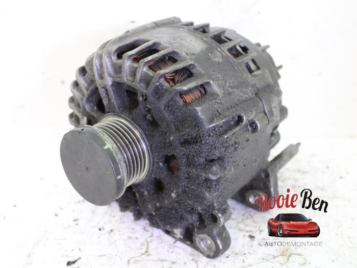 Gebruikte Dynamo Volkswagen Touran (1T3) 1.4 16V TSI EcoFuel Prijs € 25,00 Margeregeling aangeboden door Rooie Ben autodemontage