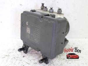 Gebruikte ABS Pomp Volkswagen Touran (1T3) 1.4 16V TSI EcoFuel Prijs € 150,00 Margeregeling aangeboden door Rooie Ben autodemontage