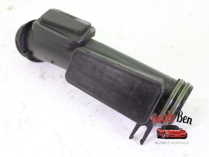 Gebruikte Intercooler Buis Volkswagen Touran (1T3) 1.4 16V TSI EcoFuel Prijs € 25,00 Margeregeling aangeboden door Rooie Ben autodemontage