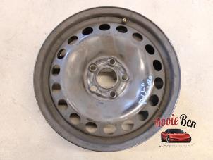 Gebruikte Velg Volkswagen Polo VI (AW1) 1.0 TSI 12V Prijs op aanvraag aangeboden door Rooie Ben autodemontage