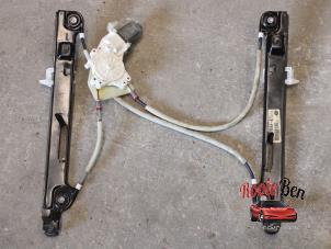 Gebruikte Ruitmechaniek 4Deurs rechts-voor Dodge Caliber 1.8 16V Prijs € 75,00 Margeregeling aangeboden door Rooie Ben autodemontage