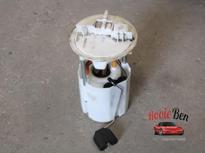 Gebruikte Tank element Pomp Smart Fortwo Coupé (451.3) 1.0 52 KW Prijs € 50,00 Margeregeling aangeboden door Rooie Ben autodemontage