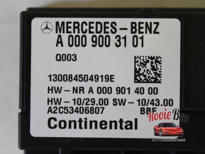 Module brandstof ADM van een Mercedes-Benz E Estate (S212) E-220 16V BlueTEC 2013