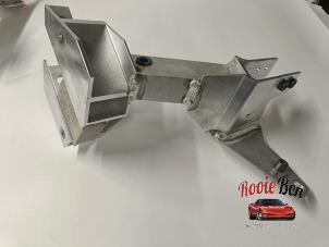 Gebruikte Steun (diversen) Porsche 718 Cayman (982) 4.0 GT4 Prijs op aanvraag aangeboden door Rooie Ben autodemontage