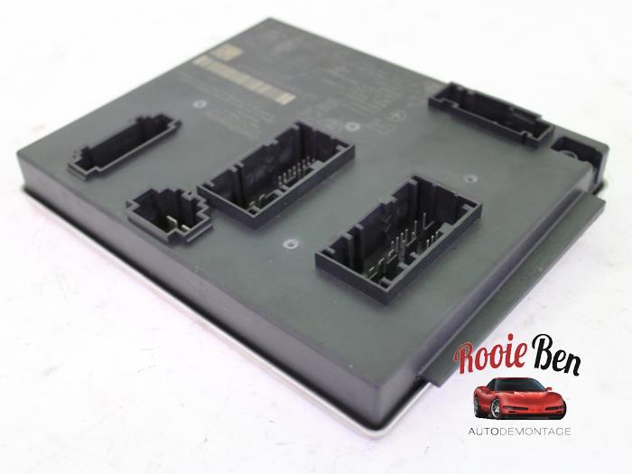 Computer Body Control van een Porsche 718 Cayman (982) 4.0 GT4 2020