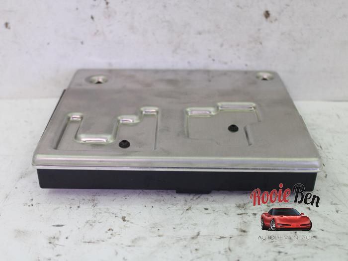 Computer Body Control van een Porsche 718 Cayman (982) 4.0 GT4 2020