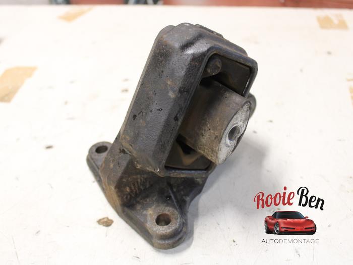 Gebruikte Motorrubber Dodge Ram 1500 (DR/DH/D1/DC/DM) 5.7 V8 Hemi 1500 4x4 Prijs op aanvraag aangeboden door Rooie Ben autodemontage