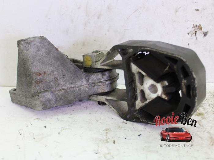 Gebruikte Motorrubber Ford Focus 3 Wagon 1.6 TDCi ECOnetic Prijs € 25,00 Margeregeling aangeboden door Rooie Ben autodemontage
